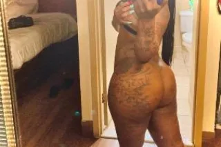 MUAH 💋 PRETTY FACE 👀 THICK 😻 F... - Image 1