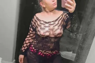 ℑ'𝔪 𝔞 𝔟𝔦𝔱𝔠𝔥, ℑ'𝔪 𝔞 𝔱𝔢𝔞𝔰𝔢, ℑ'𝔪 𝔞 𝔤𝔬𝔡𝔡𝔢𝔰𝔰 𝔬𝔫 𝔪𝔶 𝔨𝔫𝔢𝔢𝔰 😈 - Image 7