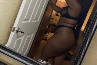 wet sex therapist come get your sexual healing🥰 - Image 1