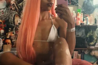 Young petitie ready for fun💗, ... - Image 3