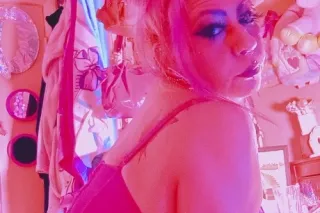 Throat Queen - Image 8