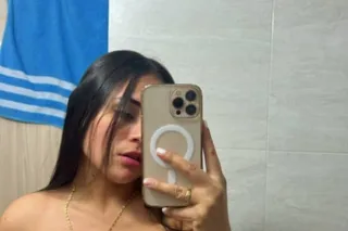 hola soy una hermosa colombiana recin llegada ala ciudad - Image 3