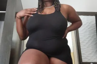 Curvy Experience With Minnie✨ ... - Image 1
