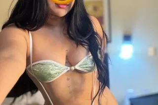 New and exclusive Latina, I'm ... - Image 1