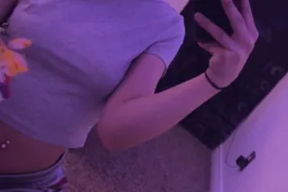 Young, needy, and looking for someone to spoil me😘😩 - Image 7