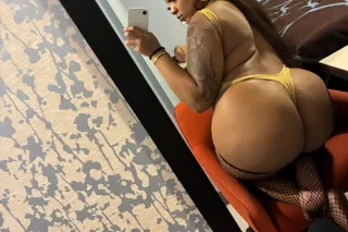 New Creamy Treat🫦 💦 Will leave... - Image 4