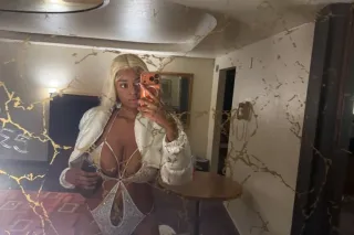 Head Master💦🍆Pretty pssy🥰😻 Incall , outcall, Cardates Available✅🥂 - Image 4
