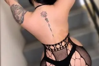 latin girl - 24 - Image 4