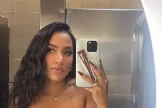 Sweet petite who loves party a... - Image 4