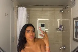 Sweet petite who loves party and have fun 🥰😋 - Image 5