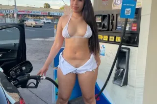 The Baddest Latina 💙 🇸🇻 5⃣🌟BAD... - Image 4