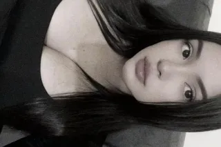 🍑🔥 HOT GIRL WITH A WET PUSSY A... - Image 3