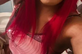 🍆😘white boys wya Outcall or Incall WITH PUDDLES 2 girl special - Image 6