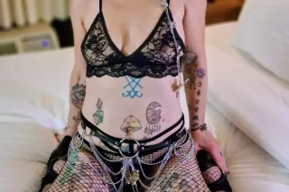 The Goth Girlfriend You"ve Always Dreamed Of - Image 6