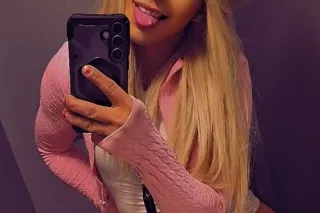 wanna be compmetky drained and licked - Image 5