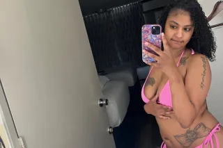 Incalls Only 👑 🥰 Wet Tight & Clean 🐱💦 100% REAL Not A Catfish ✅ Cupcake Is The Name 🧁 Texas Girls Do It Better 😝 Verification Required 💕 Incalls ONLY 🥰📲 - Image 4