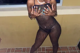 75 foot specials n 120 qv incall - Image 1