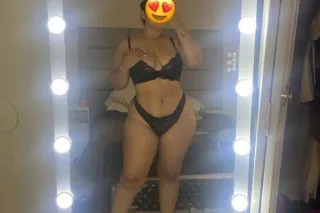muy caliente y rica 🔥 tratos de novios👅 besos 👅 bbj✅ - Image 2