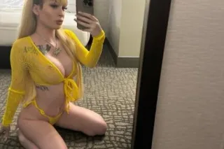Upscale Incall Petite Redhead ... - Image 4