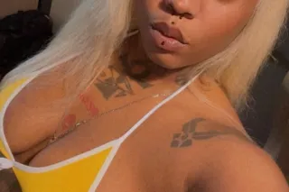 Your Favorite Head Doctor ✨💦🍑😍 - Image 2