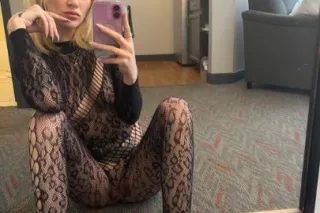 Petite Tatted Blonde💋💋💦 - Image 5