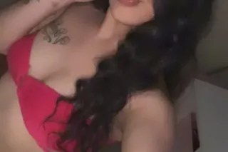 sexy young latina 💃🏻💦💦 - Image 2