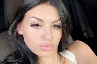 2 girls cum have some fun 🤍😍 - Image 2