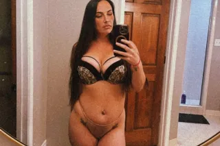 IN TOWN NOW ‼💋UPSCALE BRUNETTE... - Image 3