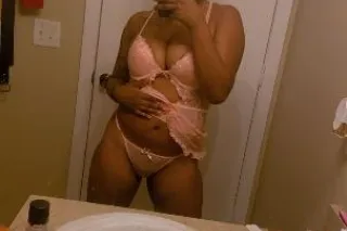 prettyy brownskin - 22 - Image 1