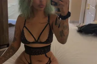 ultimate california fantasy doll dont miss out - Image 3