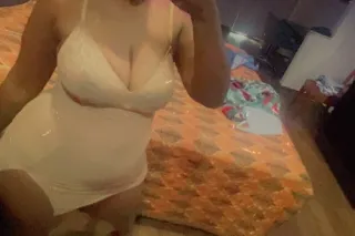 FULL SERVICES Babes 💙 COME WITH CONDOM - Image 2