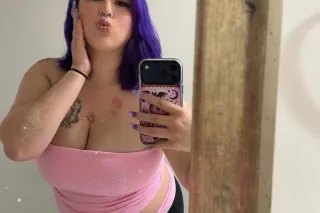Chubby Latina Mommy For Covere... - Image 2