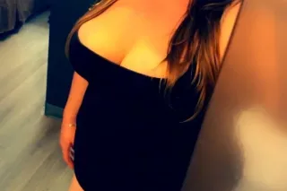 Cum play with the Big Titty Snow Bunny - Image 5