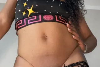 Misses Do it Right 🫦😏💦 - Image 1
