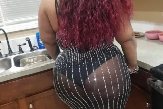 ThesexiestBBW - 33 - Image 1
