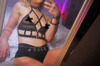 Visiting Tgirl offering incall... - Image 4