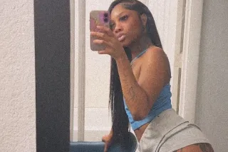 Dominican Barbie 👄😜2 Girls Available 👯♀Your Personal PussC Fairy 🧚🏽♀Throat Godess😮‍💨😜Pretty & Petite😘 - Image 4