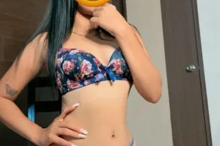 No salidas hola amor ven y pasa un rato rico y agradable conmigo latina caliente - Image 1