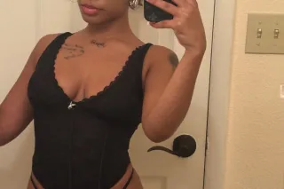 AVAILABLE 24/7🩷 Discreet Fun😉 - Image 1