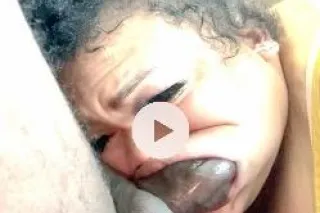 THE BEST LIPS IN THE GAME **WACTH ME MAKE YO TOES DO GANG SIGNS - Image 7