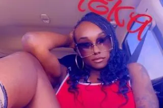 I BET I CAN SWALLOW YOU WHOLE BABY! ( outcalls only) - Image 5