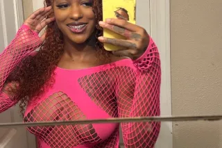 Sexy Seductive chocalate Queen🍫✨ Slim thick 🍑Slippery and ready for fun 😉 - Image 3