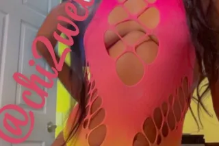 cum play with me 🙄💅 pussy pink... - Image 1
