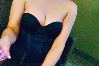 Available Now!The one that got away,dont be the one that let me get away from you too baby!👌😘 but be careful im very addicting&will leave you wanting more baby! - Image 5