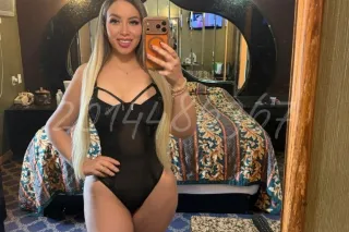 Available baby 🫦Pic💯 real 👸Very hot 🔥 BBj 🍆Gfe 😈kiss 💋 anal 💕 fiesta 🦜come here baby 💕🏨 - Image 2