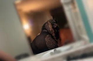 Warm & Juicy Pussy!💦💦 Squiter & The Ultimate Head Dr👅🥵Cum & Play Daddy! 👀💦🥵🍑 - Image 2