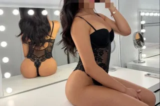 Super caliente dispuesta a com... - Image 1