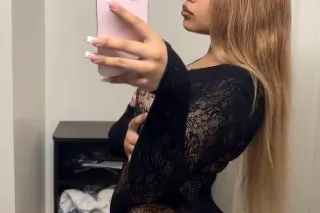 🧁PRETTY THICK REDBONE🧁 - Image 1