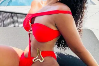 🌸Sexy girl available baby 💙LATINA HOT 😈🌹🌹TEXTME😍 - Image 1