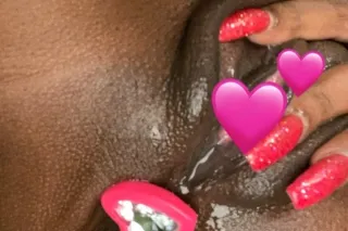 😘 Your Favorite Distraction Ha... - Image 3